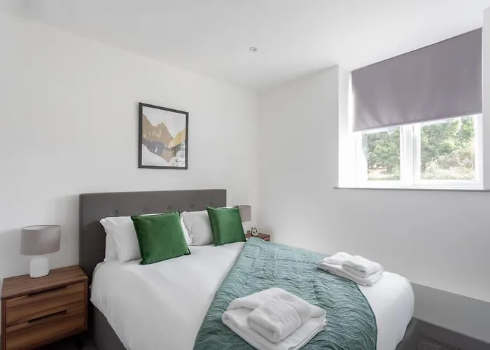 Modern 1 Bedroom Apartment Leeds
